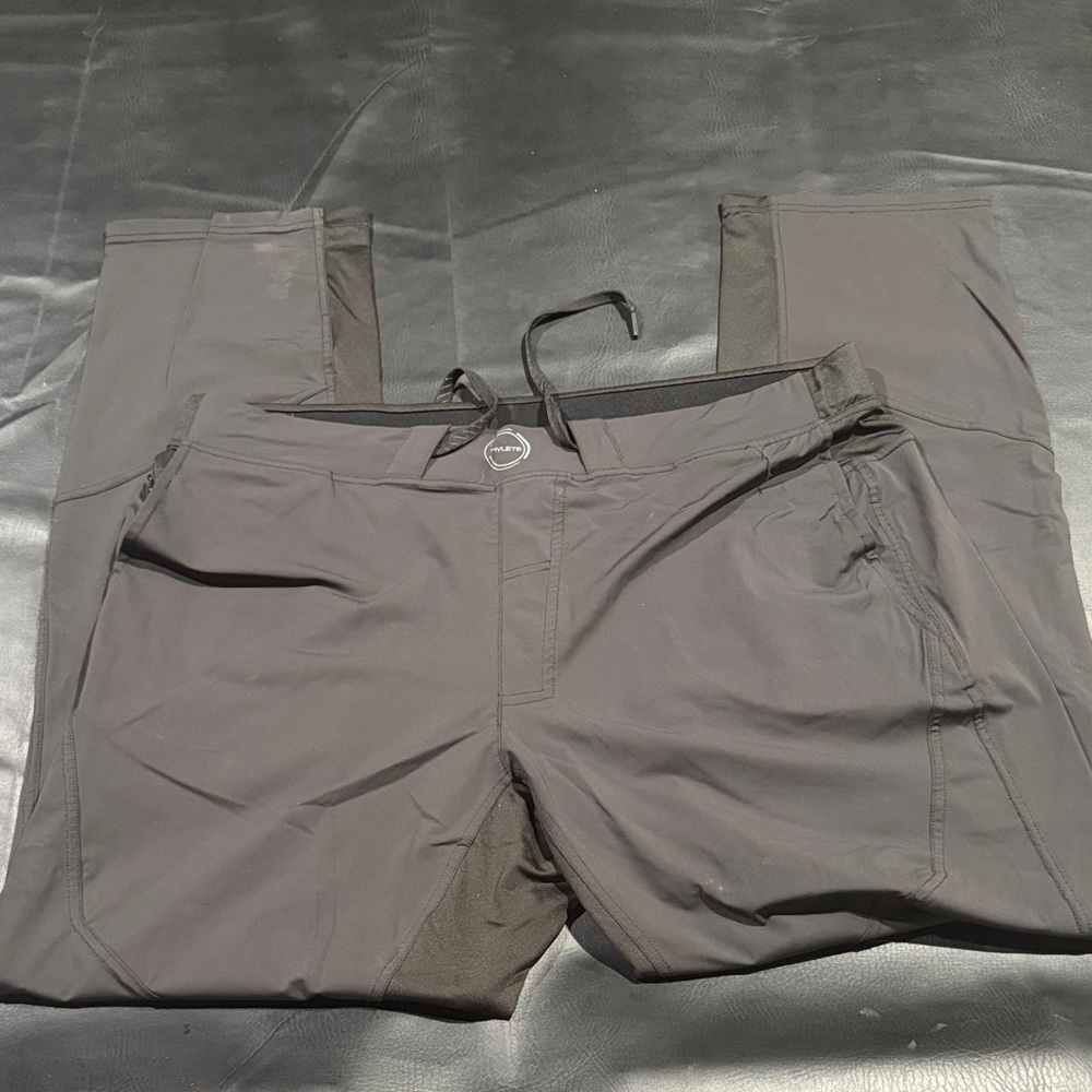 Hylete Men's Black Athletic Pants
